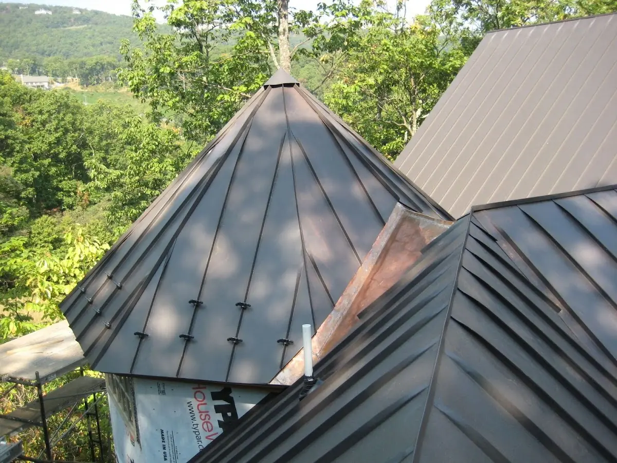 Professional Shingle Replacement & Repair by Craftsman Roofing in Four Mile Hibernian