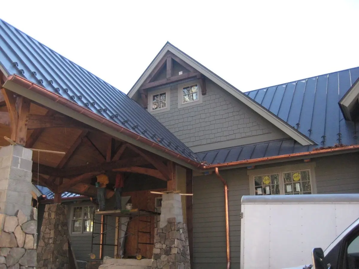 Craftsman Roofing team delivering quality roofing work in Four Mile Hibernian